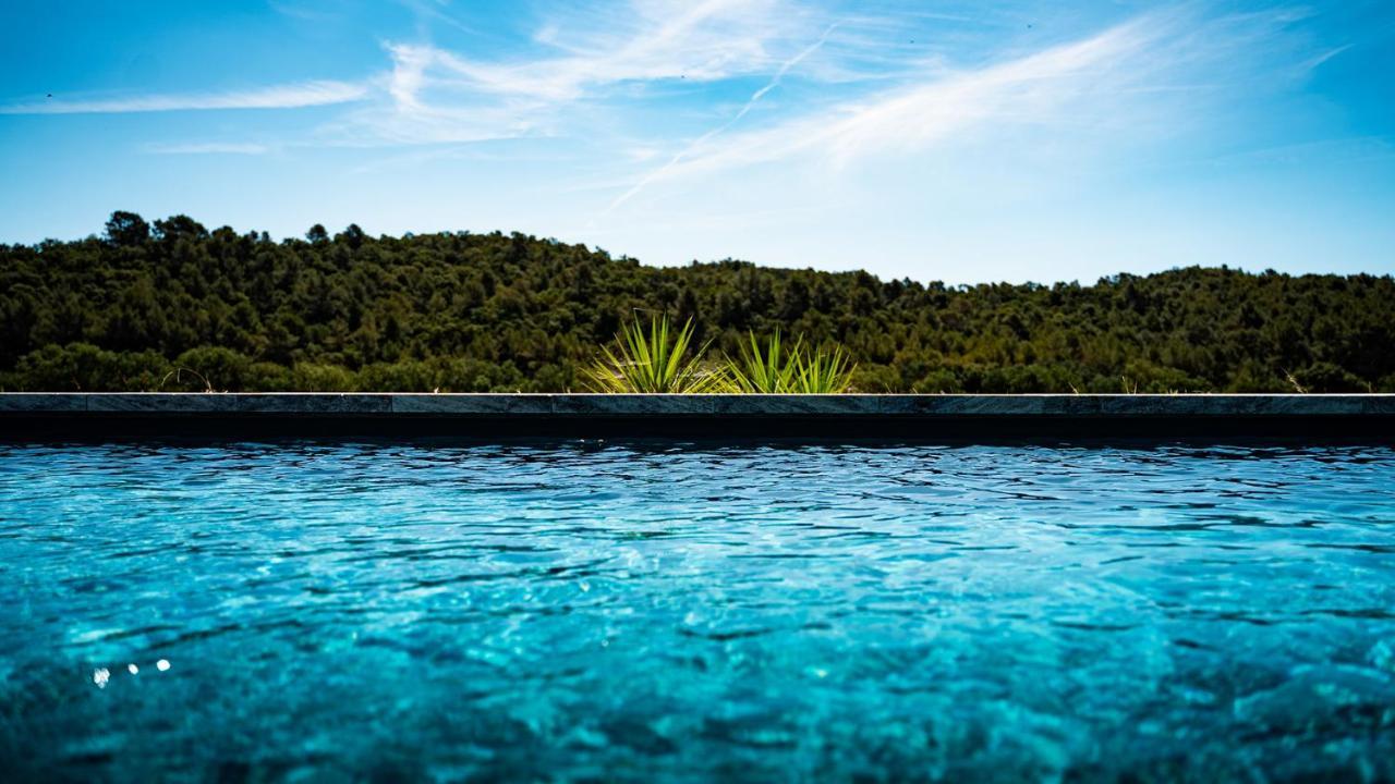 Sous Les Pins Gites Et Chambres D'Hotes La Londe-les-Maures Exteriér fotografie